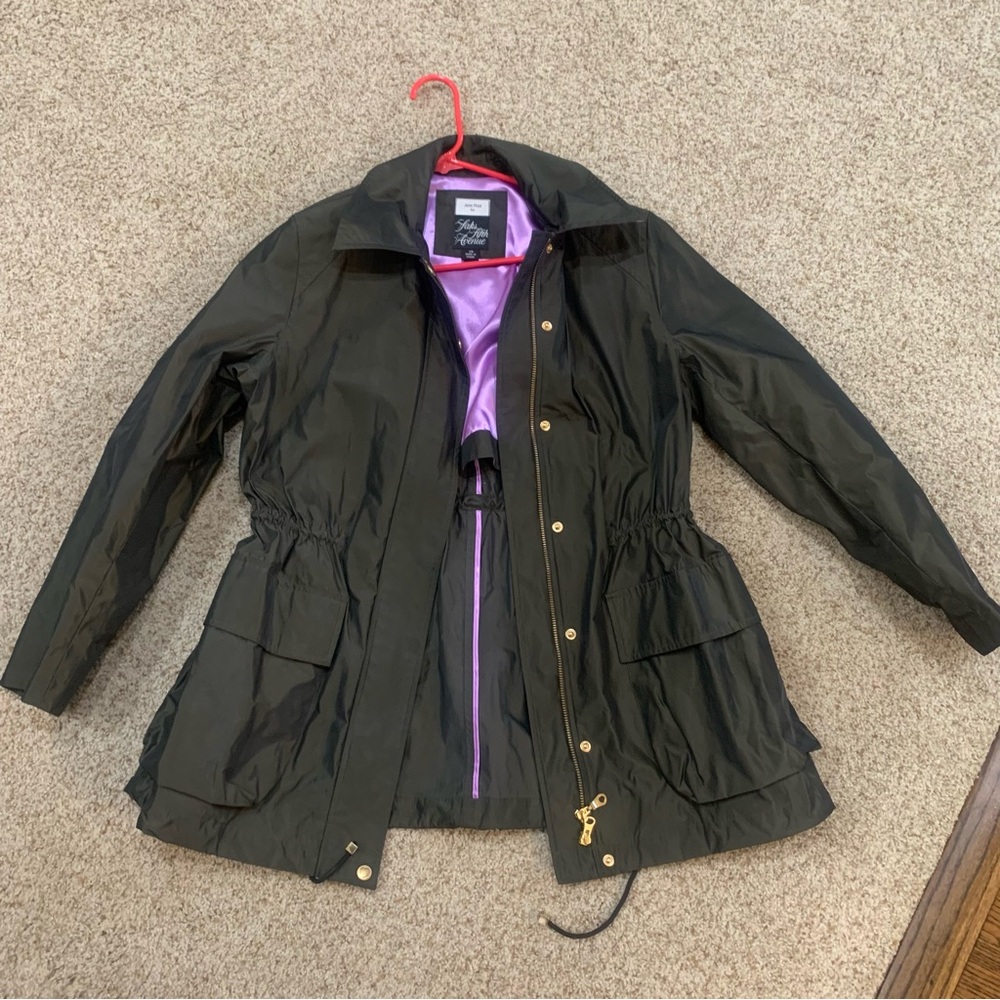 Coat, water resistant